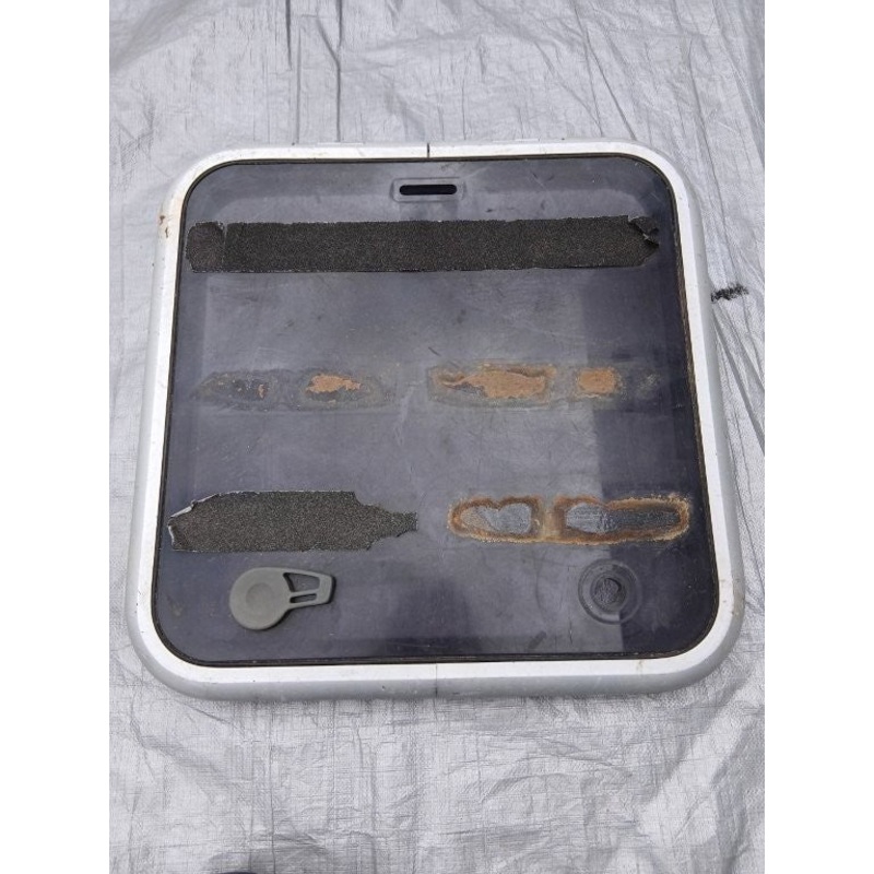 Square Deck Hatch (Used) #LUD-016