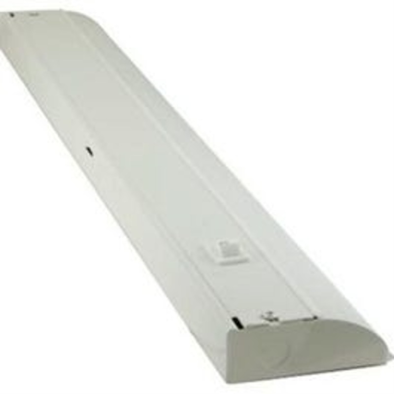 Under-Cabinet LED Light Fixture, Direct-Wire, White Metal, 961 Lumens, 24-In.